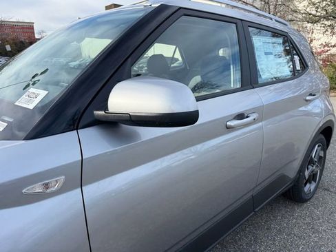 New 2026 Hyundai Venue SEL image 4