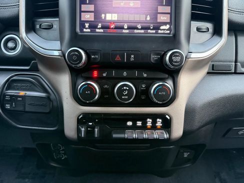 Used 2019 RAM 2500 Laramie image 21