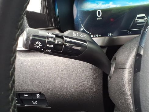 Certified 2023 Kia Sorento SX AWD/4WD image 21