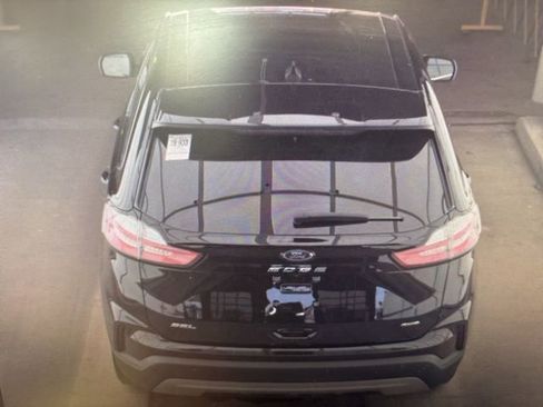 Used 2023 Ford Edge SEL image 14