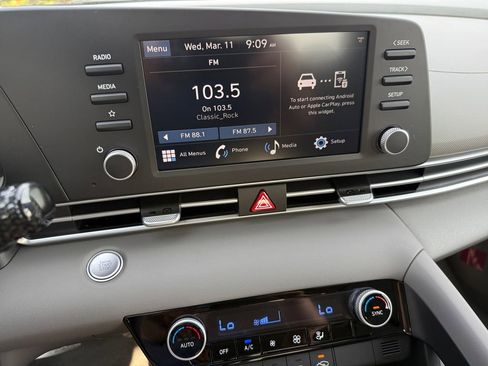 New 2026 Hyundai Elantra Sport FWD image 17