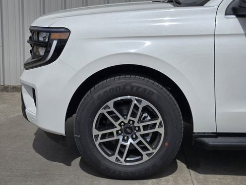 New 2026 Ford Expedition Max Active image 8
