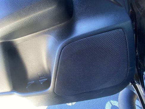 Used 2019 Toyota Tacoma SR5 image 23