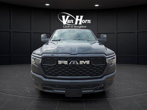 New 2026 RAM 1500 4x4 Crew Cab image 3