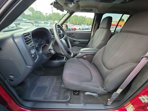 Used 2004 GMC Sonoma SLS AWD/4WD image 3