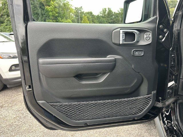 Used 2021 Jeep Wrangler Unlimited Sport AWD/4WD image 14