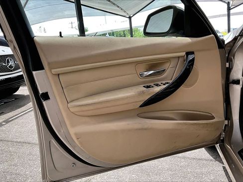Used 2014 BMW 328i Sedan RWD image 21