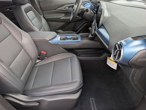 New 2026 Chevrolet Equinox EV LT image 12