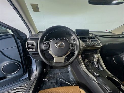 Used 2017 Lexus NX 200t 200t image 13