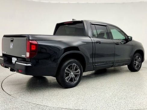 Used 2020 Honda Ridgeline Sport image 5