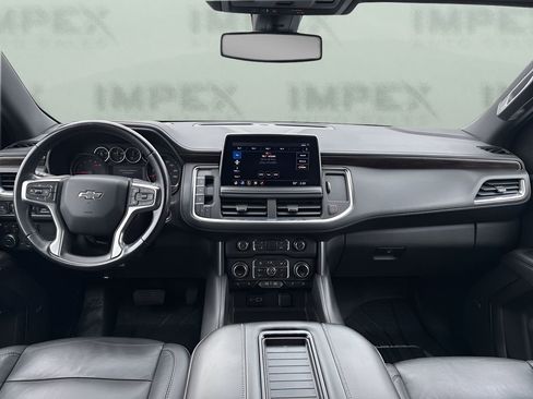 Used 2021 Chevrolet Suburban Z71 image 15