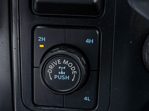 Used 2024 Ford F150 XL image 26