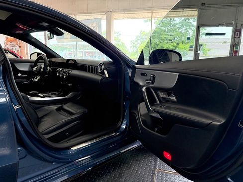Used 2022 Mercedes-Benz CLA 35 AMG 4MATIC image 37