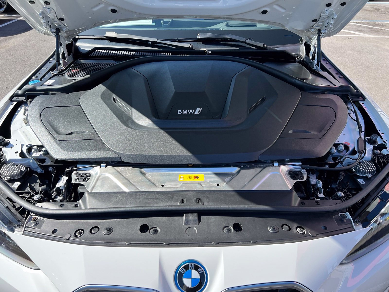 Used 2024 BMW i4 eDrive35 w/ Premium Package RWD image 18