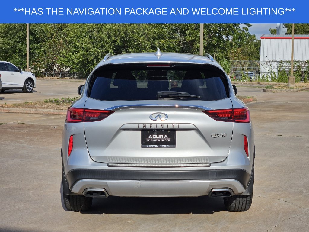 Used 2019 INFINITI QX50 Luxe w/ Navigation Package FWD image 7