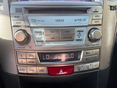 Used 2012 Subaru Outback 3.6R Limited image 28