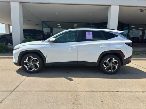 Used 2022 Hyundai Tucson SEL w/ Convenience Package FWD image 4