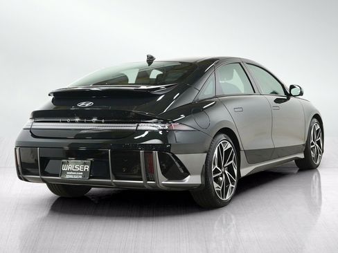 Certified 2023 Hyundai Ioniq 6 Limited AWD/4WD image 5