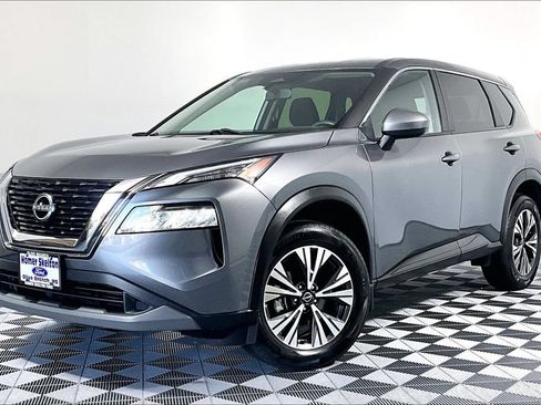 Used 2023 Nissan Rogue SV AWD/4WD image 2