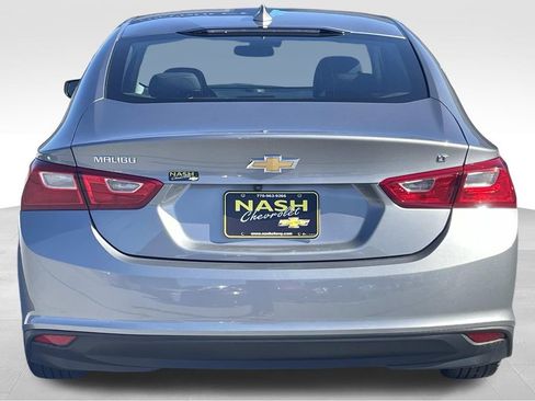 Used 2023 Chevrolet Malibu LT image 4