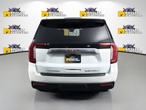 Used 2024 GMC Yukon XL Denali w/ Advanced Technology Package AWD/4WD image 6