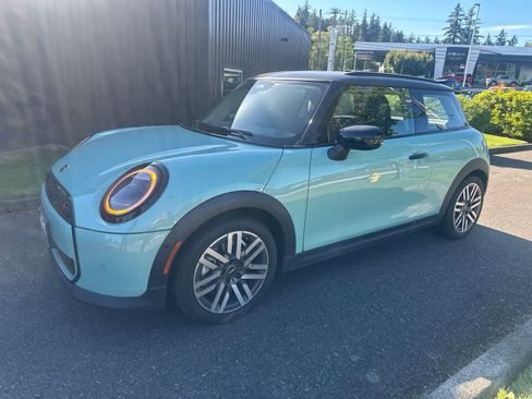 Used 2025 MINI Cooper S FWD image 9