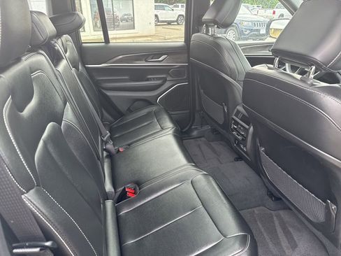 Certified 2024 Jeep Grand Cherokee Limited 4xe AWD/4WD image 9