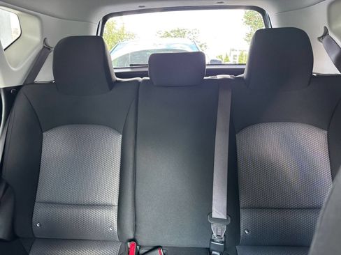 Used 2025 Kia Soul LX w/ LX Technology Package FWD image 38