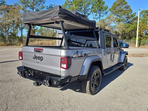 Used 2021 Jeep Gladiator Sport image 5