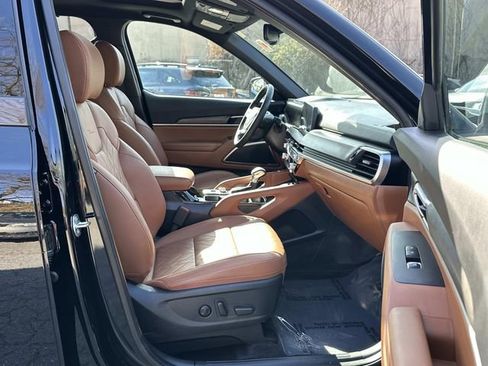 Used 2025 Kia Telluride EX X-Line image 16