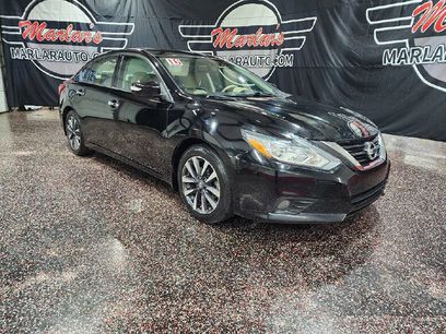 Used 2016 Nissan Altima 2.5 SV w/ Convenience Package