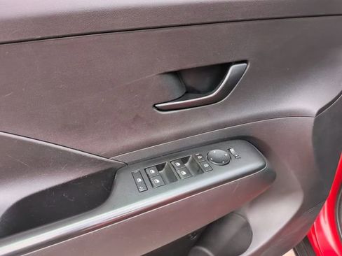 Used 2024 Hyundai Kona SEL w/ Convenience Package image 19