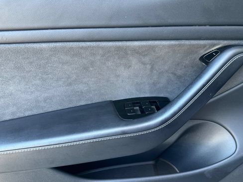 Used 2020 Tesla Model 3 Long Range AWD/4WD image 11