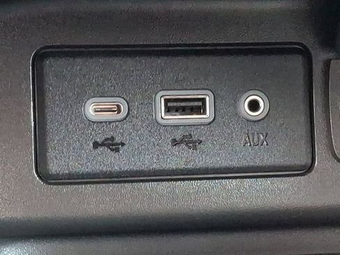 Certified 2023 Chevrolet Equinox RS image 25