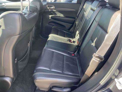 Used 2016 Jeep Grand Cherokee Limited image 6