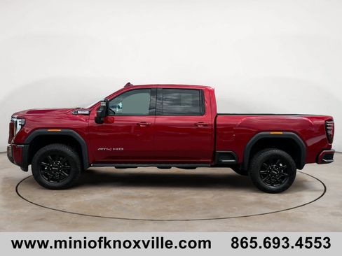 Used 2024 GMC Sierra 2500 AT4 w/ AT4 Premium Plus Package AWD/4WD image 6