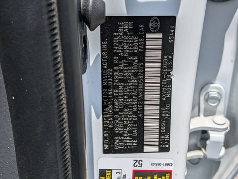 Used 2022 Toyota Camry XLE FWD image 31