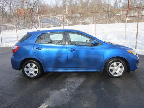 Used 2009 Toyota Matrix image 18