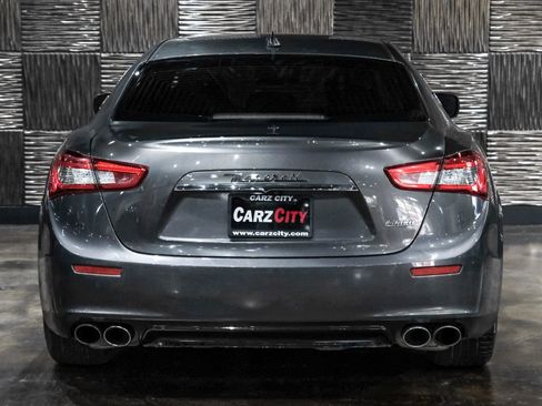 Used 2016 Maserati Ghibli image 11