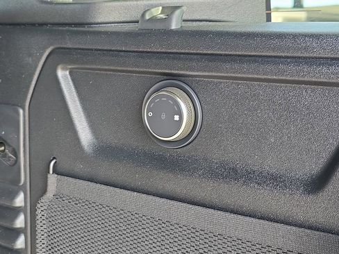 New 2026 Land Rover Defender 110 V8 image 13