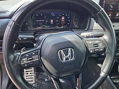 Used 2023 Honda Accord Sport image 13