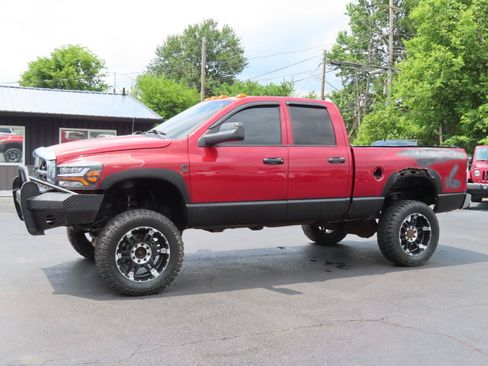 Used 2006 Dodge Ram 2500 Truck Laramie AWD/4WD image 2