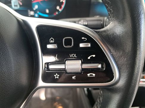 Used 2022 Mercedes-Benz A 220 image 18