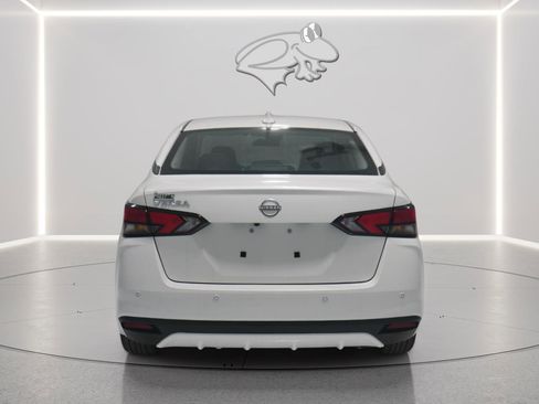 New 2025 Nissan Versa SV w/ Trunk Package FWD image 4