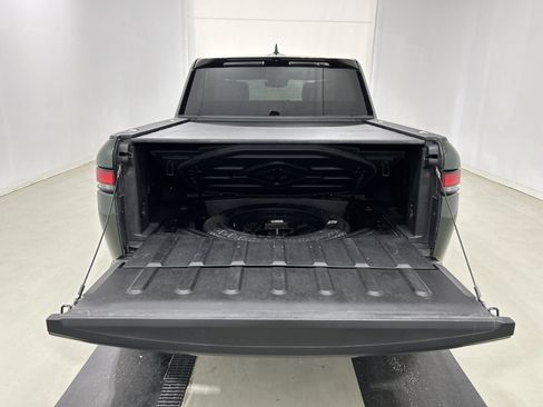 Used 2025 Rivian R1T Premium AWD/4WD image 15