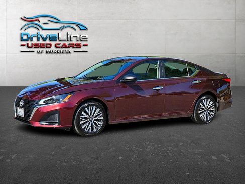 Used 2024 Nissan Altima 2.5 SV image 9