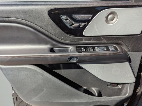 New 2024 Lincoln Aviator Reserve w/ Equipment Group 201A image 15