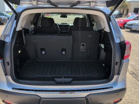 Used 2025 Subaru Ascent Bronze Edition image 22