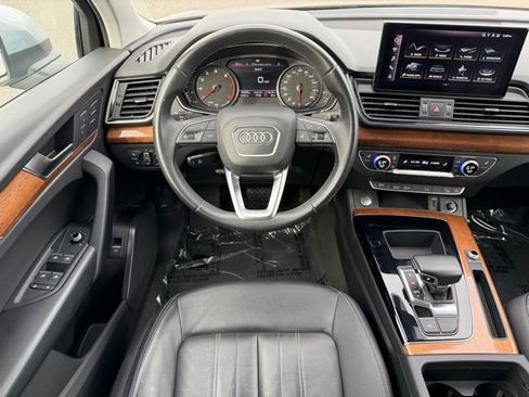 Used 2022 Audi Q5 2.0T Premium AWD/4WD image 11