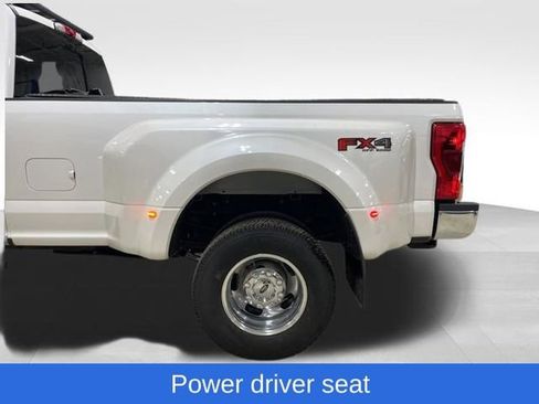 Used 2018 Ford F350 Lariat w/ Lariat Ultimate Package image 17